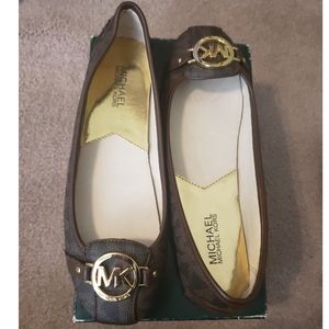 New Michael Kors Moccasin Brown Flats